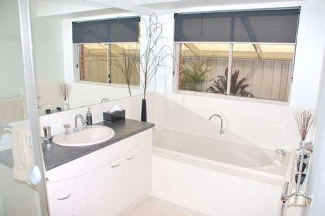 Property photo of 5 Narran Court Kialla VIC 3631