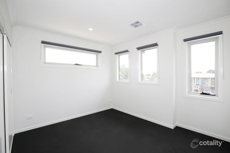 1/15 Laurence Ave, Airport West, VIC 3042