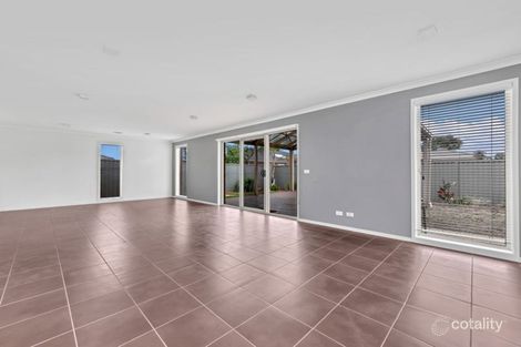 Property photo of 13 Archers Field Drive Cranbourne East VIC 3977