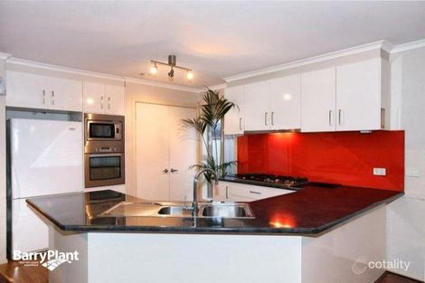 Property photo of 73 Axminster Drive Craigieburn VIC 3064