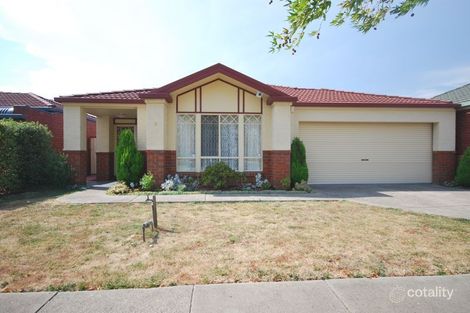 Property photo of 8 Oak Post Place Cranbourne East VIC 3977