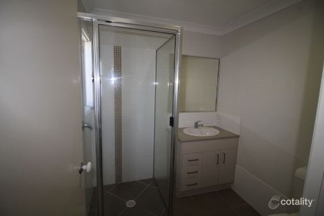 Property photo of 31 Village Circuit Eimeo QLD 4740