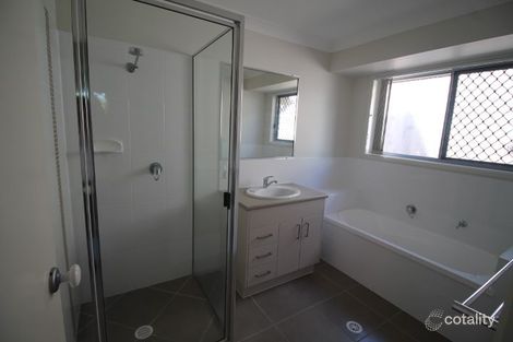 Property photo of 31 Village Circuit Eimeo QLD 4740