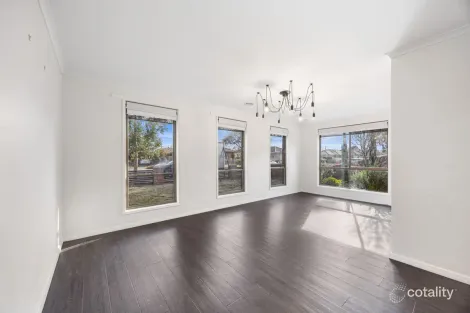 Property photo of 12 Mauger Street Wendouree VIC 3355