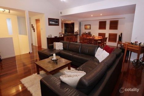 Property photo of 4 Ocean Crest Place Alexandra Headland QLD 4572