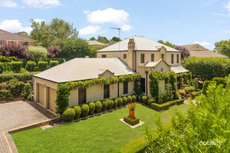 Property photo of 22 Cherrywood Crescent Llanarth NSW 2795