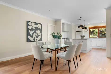 Property photo of 22 Cherrywood Crescent Llanarth NSW 2795