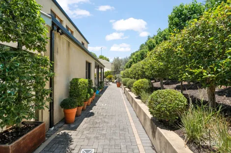 Property photo of 22 Cherrywood Crescent Llanarth NSW 2795