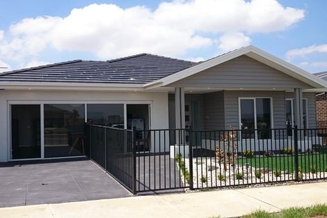 2109 Kennedy Dr, Plumpton, VIC 3335