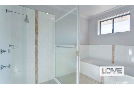 Property photo of 3/123 Broadmeadow Road Broadmeadow NSW 2292