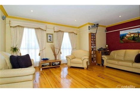 Property photo of 102 Pilgrim Street Seddon VIC 3011