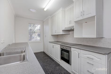 17 Wilpena Tce, Kilkenny, SA 5009