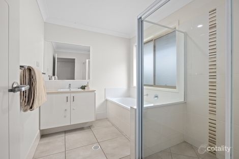 Property photo of 60 Alesana Drive Bellbird Park QLD 4300