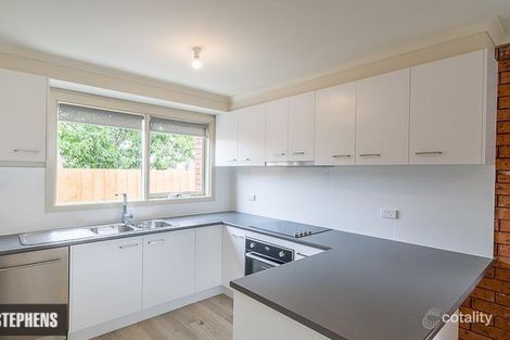 Property photo of 2/42 Hobbs Street Seddon VIC 3011