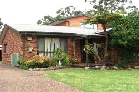 15 Lakeshore Pde, Sussex Inlet, NSW 2540