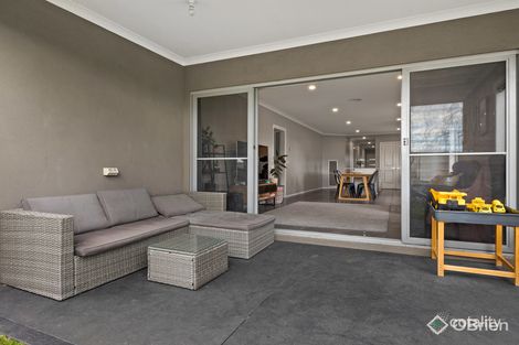 Property photo of 1 Greenfield Lane Pakenham VIC 3810