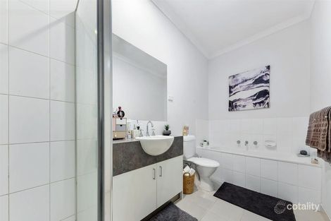 Property photo of 22/40 McCubbin Way Caroline Springs VIC 3023