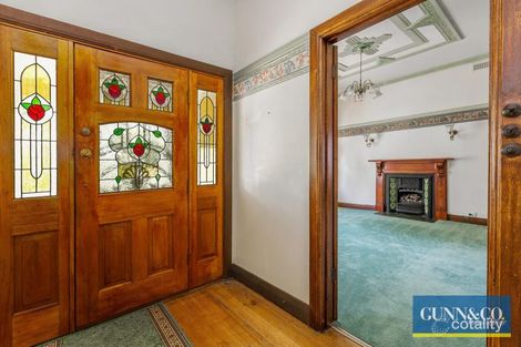 Property photo of 33 Summerhill Road Footscray VIC 3011