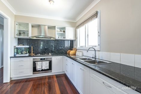 Property photo of 5 Chasley Court Kelmscott WA 6111