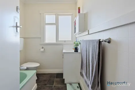 Property photo of 6/29A Middle Road Devonport TAS 7310