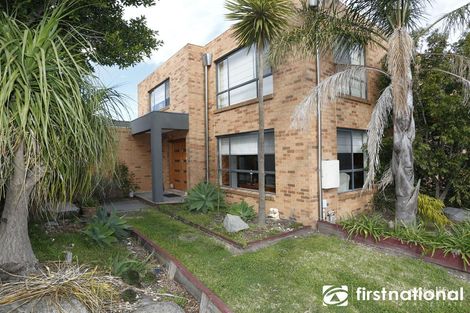 Property photo of 15 Sorrento Avenue Berwick VIC 3806
