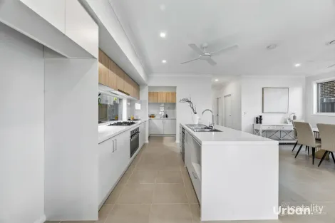 Property photo of 36 Strathyre Drive Prestons NSW 2170