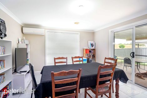 Property photo of 8 Mulhall Place Orange NSW 2800