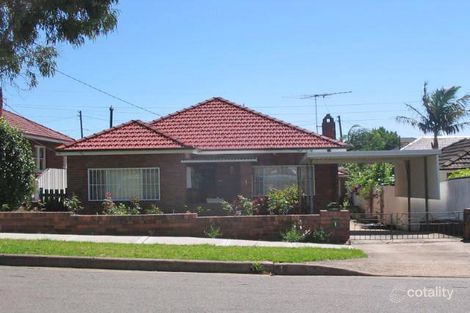 1 Glenview Ave, Earlwood, NSW 2206