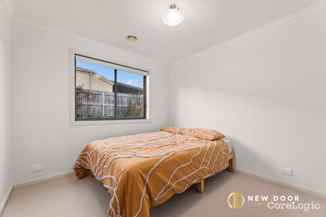 Property photo of 16 Loveday Crescent Casey ACT 2913