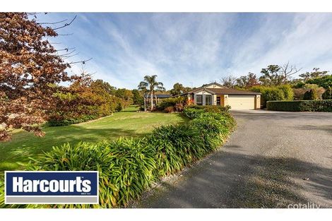 Property photo of 1 Nottingham Court Drouin VIC 3818