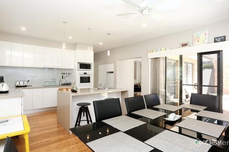 Property photo of 2/23 Sandra Avenue Fawkner VIC 3060