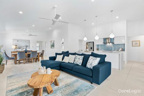 38 Seaside Pde, Palm Cove, QLD 4879