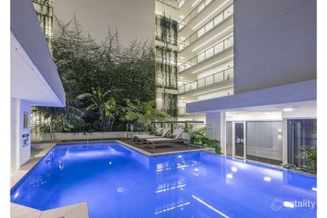 Property photo of 405/10 Third Avenue Palm Beach QLD 4221