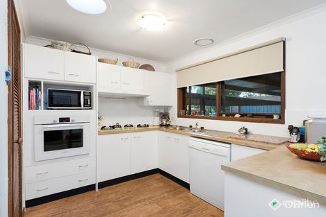 Property photo of 3 Orkney Close Endeavour Hills VIC 3802