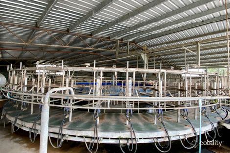 40 Scanlans Rd, Elingamite North, VIC 3266