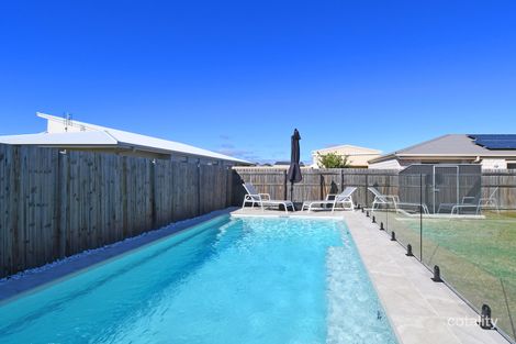 Property photo of 22 Ronaldo Way Urangan QLD 4655
