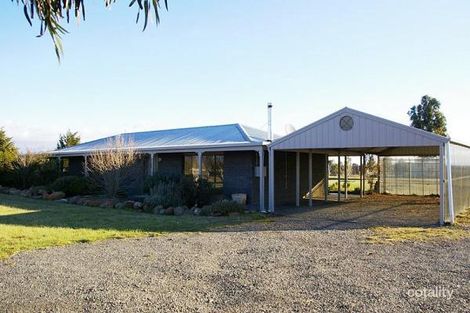 296 Redhill Rd, Kyneton, VIC 3444