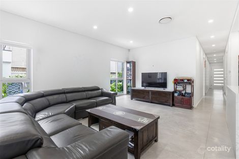 Property photo of 1/55 Amy Road Peakhurst NSW 2210