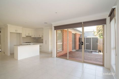 Property photo of 2/42 Mareeba Crescent Bayswater VIC 3153