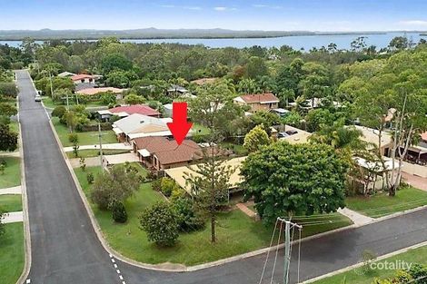 19 Phillip St, Redland Bay, QLD 4165