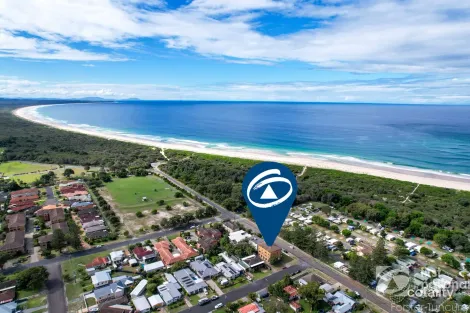 Property photo of 2/55 Beach Street Tuncurry NSW 2428