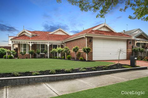 Property photo of 2 Wembley Drive Berwick VIC 3806