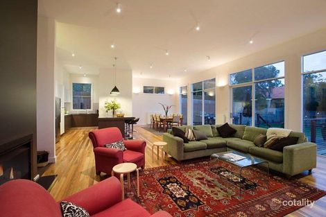 Property photo of 25 Odenwald Road Eaglemont VIC 3084