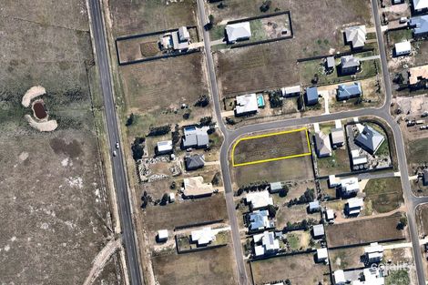 Property photo of 33 Windjammer Circuit River Heads QLD 4655