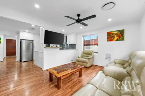 Property photo of 50 Downes Crescent Currans Hill NSW 2567