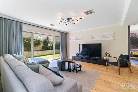 Property photo of 11 Nouveau Turn Aveley WA 6069