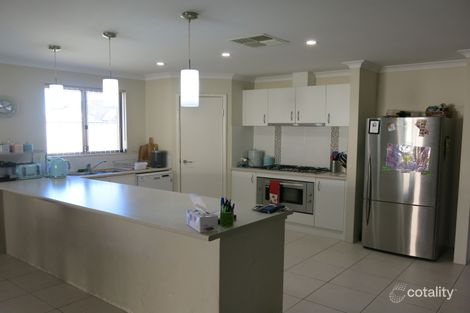 Property photo of 2 Featherflower Road Hammond Park WA 6164