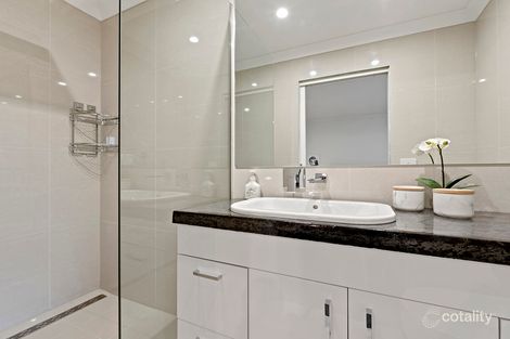 Property photo of 31 Longfellow Avenue Mooroolbark VIC 3138