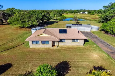 15 Daveys Dr, Branyan, QLD 4670