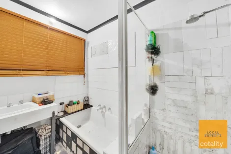 16 Exell Ave, Melton South, VIC 3338